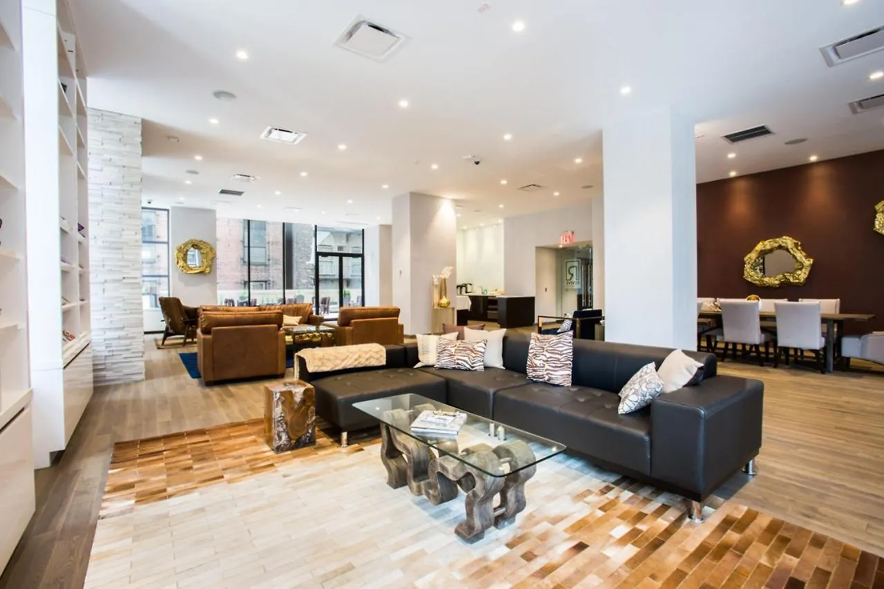 Midtown 2Br W Doorman Nr Theater District Nyc-1349 Appartement New York